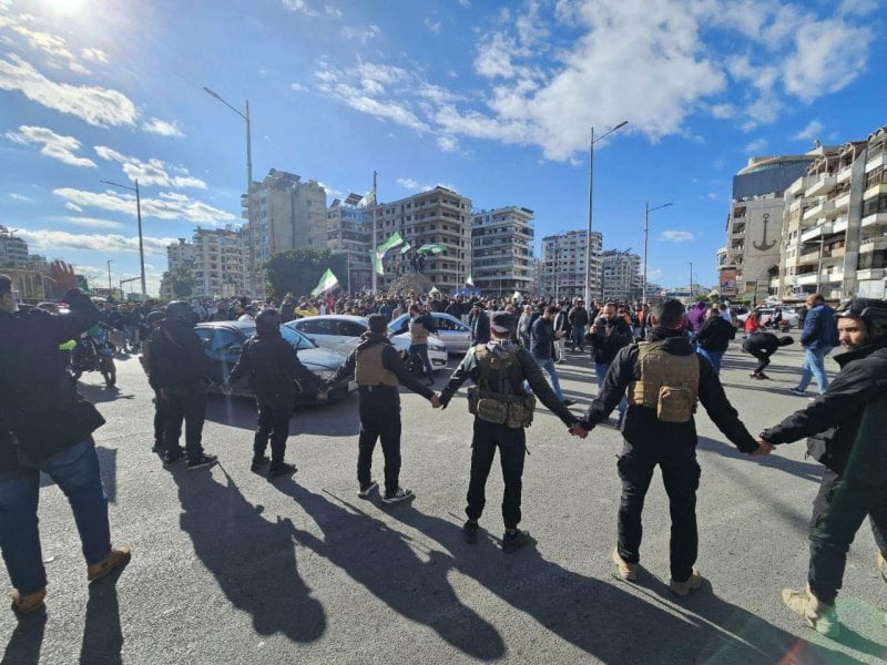 "سلطة الأمر الواقع كشفت حقيقتها القمعية"... بيان للمجلس الإسلامي العلوي