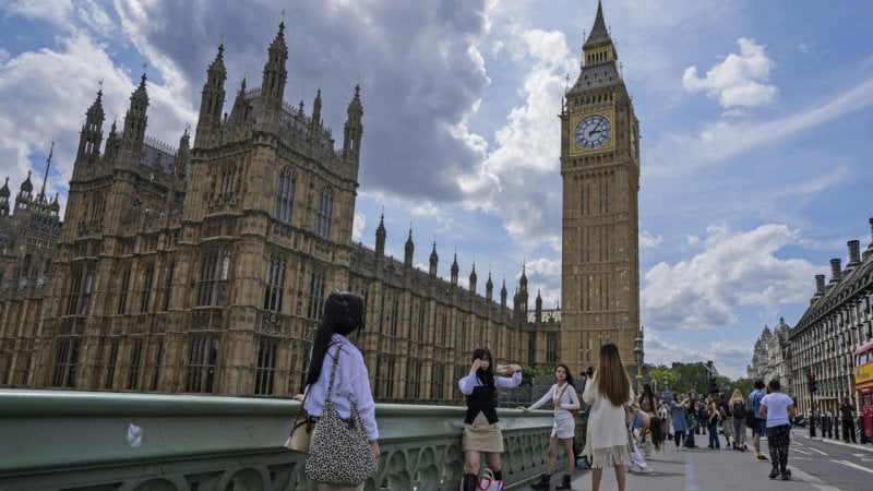 بعد التهديد البريطاني... أنغولا وناميبيا توافقان على استقبال المهاجرين 