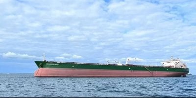 توقيف ناقلة نفط أجنبية في مياه الخليج… وإيران تكشف التفاصيل