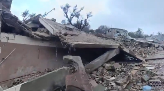 تفجير منزل مدمّر في حي الكساير  بميس الجبل (فيديو)