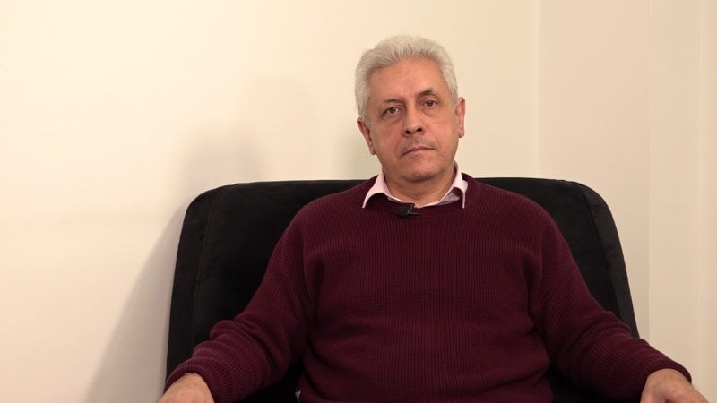 غريم بشار الأسد الكبير يكشف تفاصيل اعتقاله في مهاجع المخابرات وسجن عدرا: ظهور قوي لزعيم سوريا الجديدة