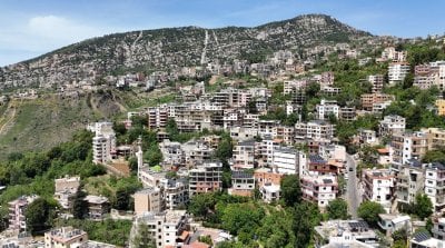 إنهيار جدار دعم في الضنية...  البلدية تكشف الملابسات (صورة)