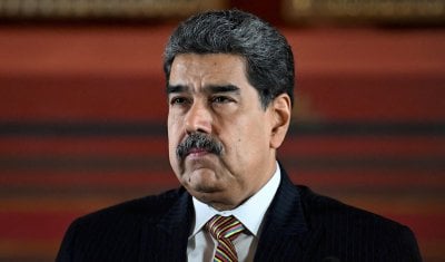 صور مادورو تُنزع من الشوارع… فيديو يجتاح المنصّات ويشعل الجدل