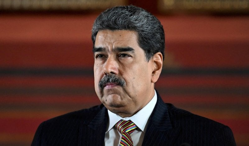 صور مادورو تُنزع من الشوارع… فيديو يجتاح المنصّات ويشعل الجدل