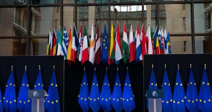 من كاراكاس إلى بروكسل: أوروبا ترتعد بعد سابقة اعتقال مادورو