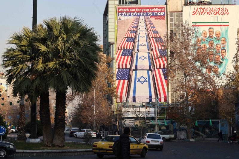 هل يقترب من الانهيار؟ تقرير مفصّل لصحيفة "نيويورك تايمز" عن حالة النظام في إيران