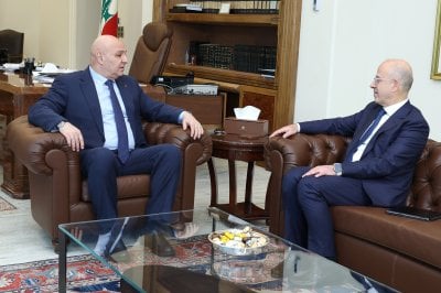 من بعبدا… مكي يعرض تفاصيل مراحل إصلاح الإدارة العامة