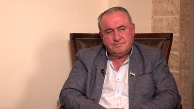 عقيد الفرقة الرابعة يشعلها: اسرار جديدة عن تفجير خلية الأزمة وحقيبة بشار ومخازن الكيماوي: لن تصدقوا!