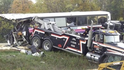 رحلة سياحية تنتهي بفاجعة… 11 قتيلًا و11 جريحًا في البرازيل (فيديو)