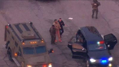 بالفيديو... لحظة نقل مادورو إلى محكمة في نيويورك للمثول أمامها