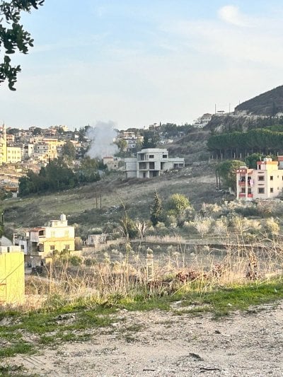 تصعيد جديد… غارة إسرائيلية تستهدف بلدة كفردونين (فيديو)