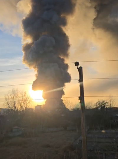 بالفيديو: انفجارات في مصنع شمال إيران