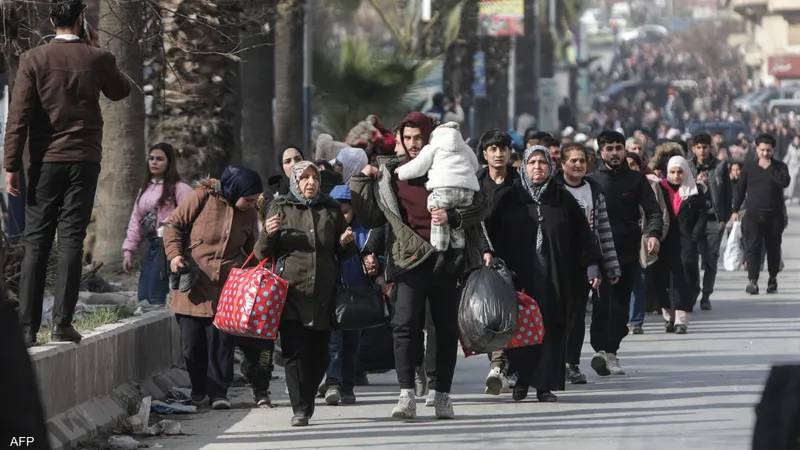 نزوح واسع من حلب… مصادر رسمية سورية تكشف الأعداد والوجهات