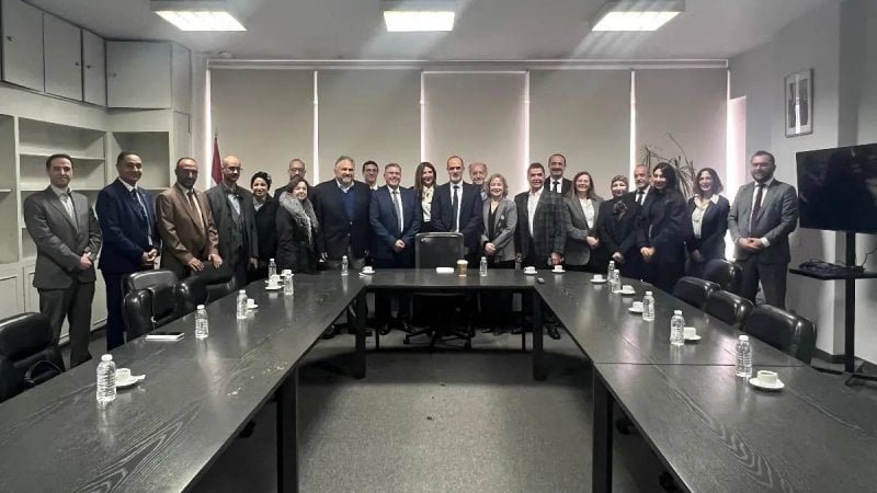 تطوير الطيران وتعزيز التنسيق الأمني… رسامني يضع الأولويات