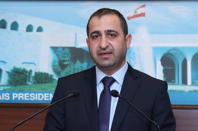 "الشمس شارقة والناس قاشعة"… عطالله: المضحك أنّ جعجع بات يدافع عن الوزير بدل أن يجيب بنفسه!