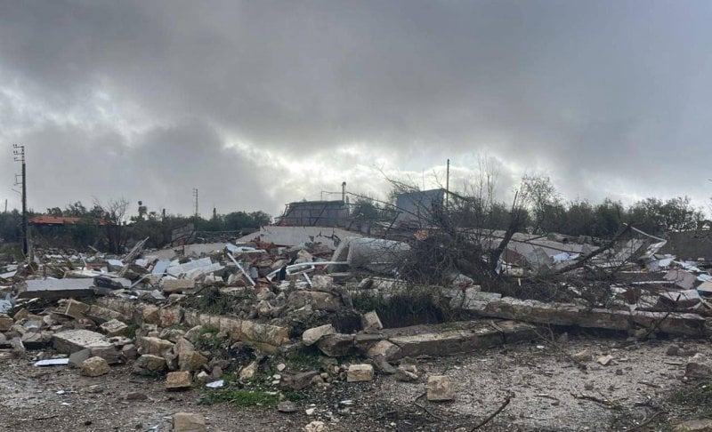 توغّل فجرًا… قوة إسرائيلية تدمّر مبنى في يارون