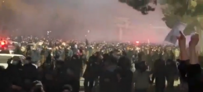 بالفيديو: غضب شعبي واسع يهزّ أركان النظام في إيران