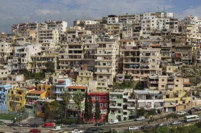 بعد الانهيارات والتصدّعات… شيكات بدل إيواء لعائلات ضهر المغر