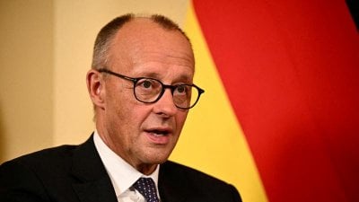 توتر داخلي وضغوط دولية… المستشار الألماني يرى أن أيام النظام الإيراني معدودة