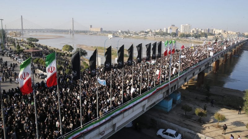 احتجاجات إيران تضع إسرائيل في موقع المراقب الحذر