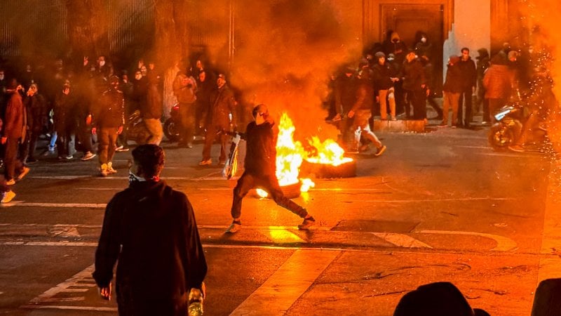 "إجراءات عاجلة" في طهران… القضاء يحسم مصير معتقلي الاحتجاجات