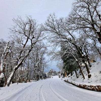 بسبب تراكم الثلوج... إليكم الطرقات الجبلية المقطوعة