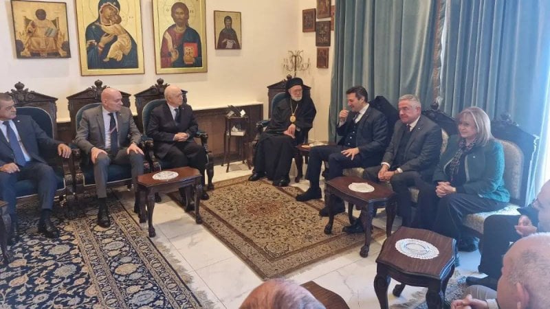 الجميل من دار عوده: لا أموال إعمار من دون نزع كامل للسلاح