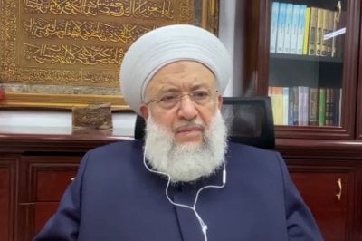 شيخ سني يرفع لواء طهران ويعلن موقف مفاجئ من التشيع- كلام قاسٍ لأهل السنة- شتائم وفضائح لخلدون عريمط!
