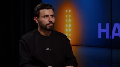 مهدي الزين يكشف تفاصيل خروجه من نادي النجمة.. من تآمر عليه وماهي طموحاته مع نادي الأنصار؟