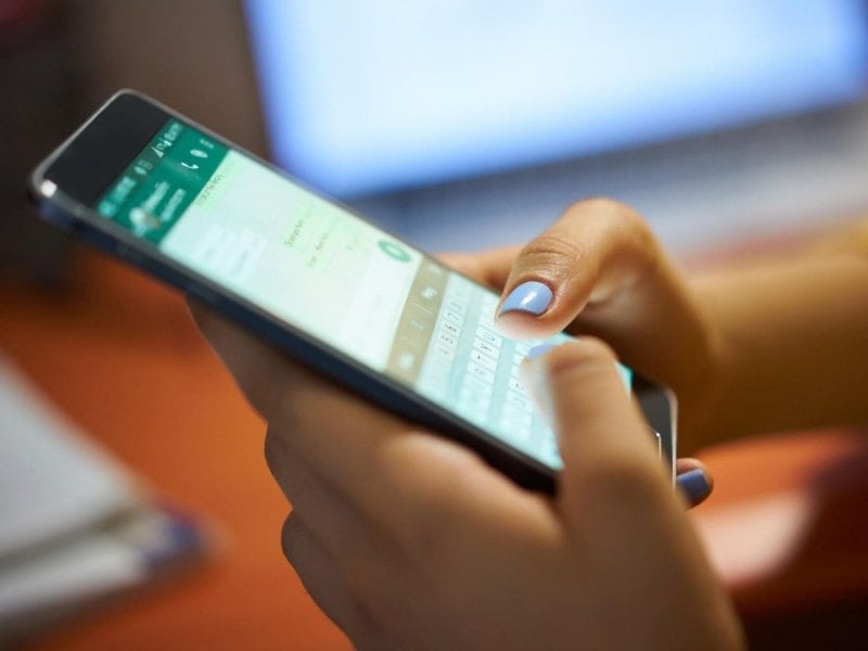 "منشور يُثير القلق"... حساب مُسيء يستهدف الفتيات في مجموعات تعليمية!