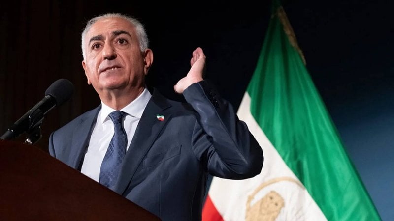 بعد تراجع الاحتجاجات… بهلوي يحث الإيرانيين على التصعيد مجددًا