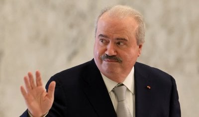 جابر يمنح مهلة جديدة لتسوية ضريبة أرباح عمليات 