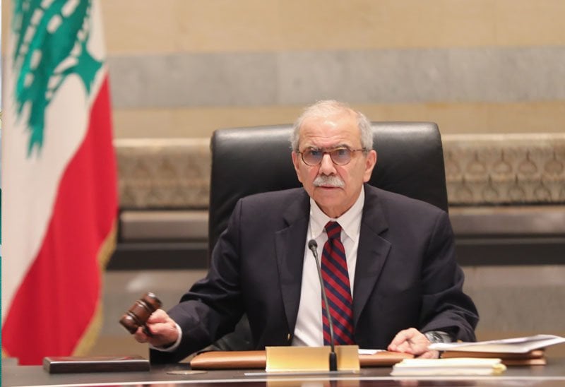 "الكيل بمكيالين"… من يُدير نواف سلام؟