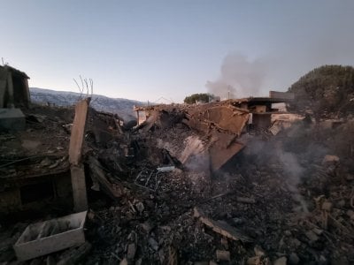 سحمر بعد الغارات… مشاهد ترصد حجم الأضرار (فيديو)