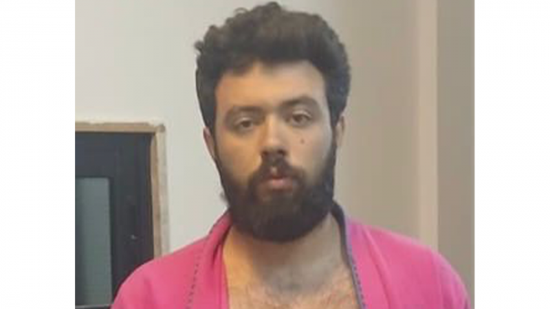 شاب يعاني من اضطرابات عقلية في عهدة "الأمن"… هل من يعرف عنه شيئًا؟