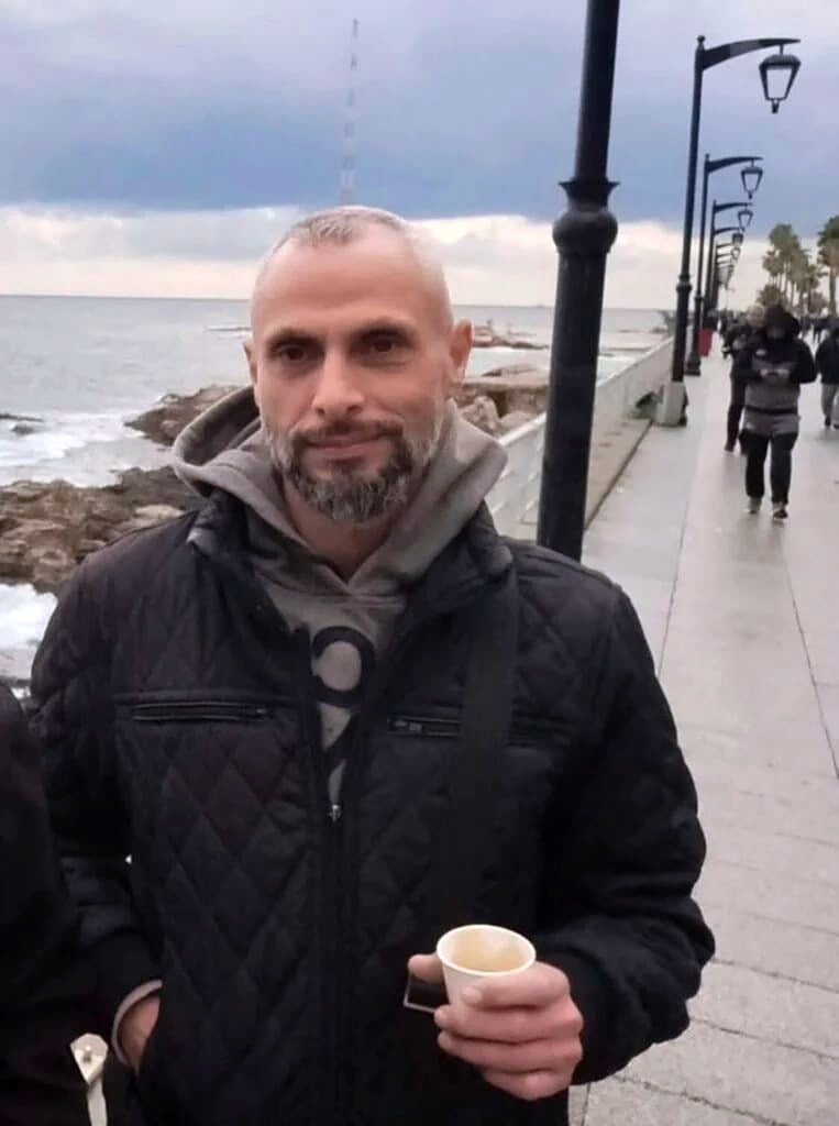 زوجة القاتل كانت خطيبة الضحية… تفاصيل صادمة تكشف خفايا جريمة المصيطبة!
