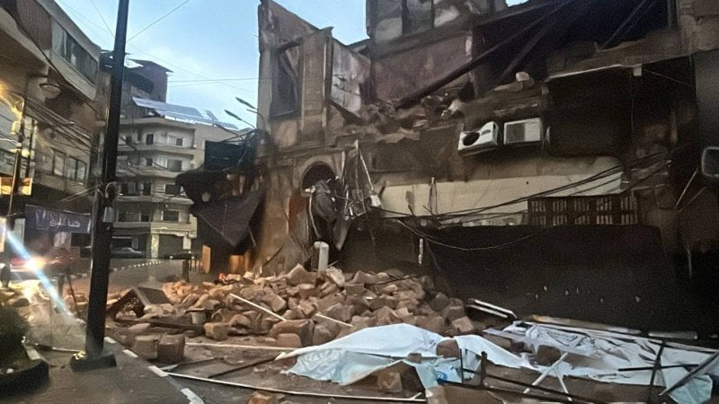 بعد انهيار جزئي لمبنى في طرابلس… وزارة الثقافة تتحرّك