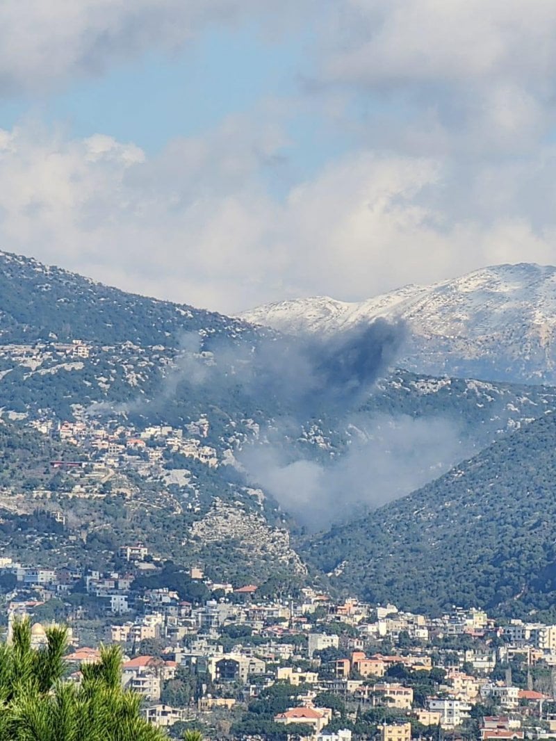 بنى تحتية ومنشآت عسكرية… إسرائيل تكشف أهداف غاراتها على الجنوب 