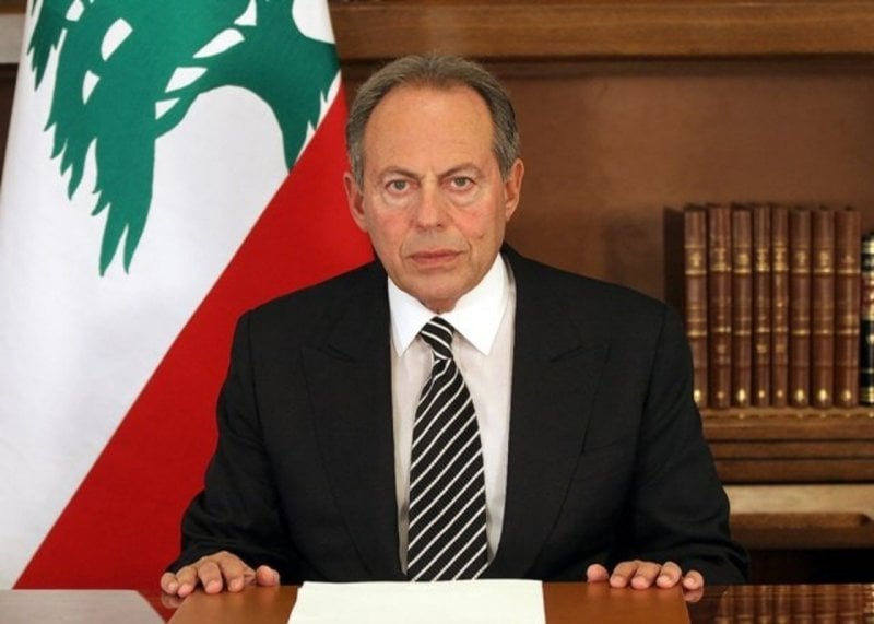 "أوهام كسر المقاومة لن تنجح"... لحود يحذّر من احتقان داخلي