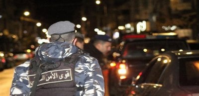 سرق الفيلا التي يعمل فيها… و