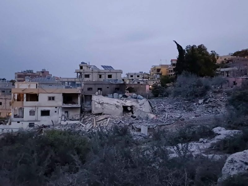 صباح الدمار في الجنوب… آثار غارات أمس الإسرائيلية تتكشف! (فيديو)