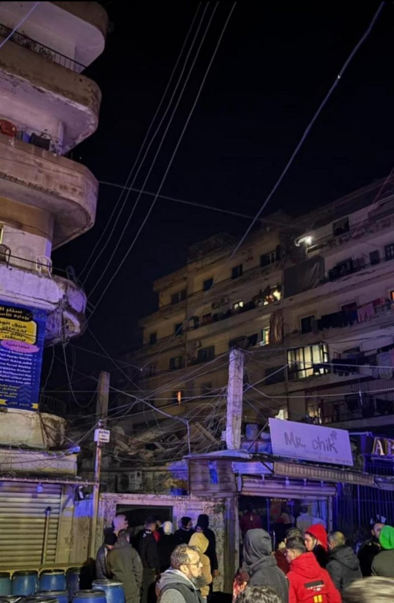 بعد كارثة انهيار مبنى في طرابلس… عون يواكب عمليات الإنقاذ ويطلب فتح تحقيق
