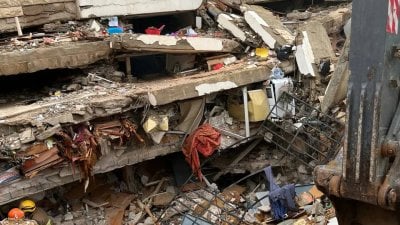 مبانٍ خارج معايير السلامة… تحذير رسمي من انهيارات محتملة