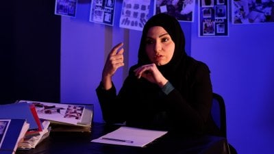 فنجان قهوتك يمكنه حلّ الجريمة… المحققة الجنائية جنان الخطيب: ذكاء الجاني ورّطه
