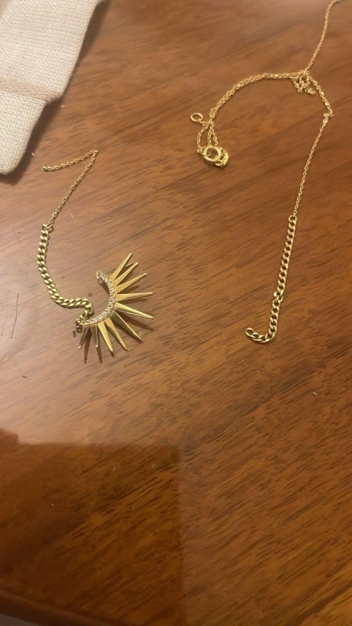 على متن سيارة أجرة… إصابة سيدة خلال محاولة نشل في طرابلس