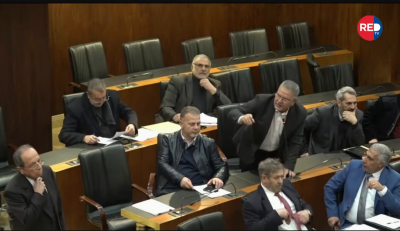 زمن الترهيب انتهى ...النائب حمدان يستدرج نواب الحزب الى مشادة كلامية! (فيديو)
