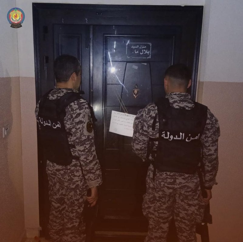 مركز تجميل غير مرخّص في المنية… "أمن الدولة" يوقف صاحبته (صورة)