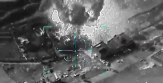 غارات متزامنة جنوبًا وبقاعًا… الجيش الإسرائيلي يعلن استهداف عناصر ومواقع لحزب الله (فيديو)