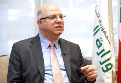 وزير العمل يوقف “بازار التوظيف” في الخارج: الكفاءات ليست للبيع!