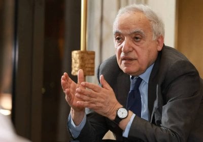 رسالة من بيروت إلى العالم… سلامة يواجه الدمار بالإبداع